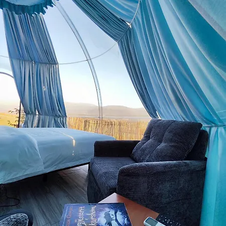 Kapszulahotel Sky Dome - Alushllari's Farm Pogradec
