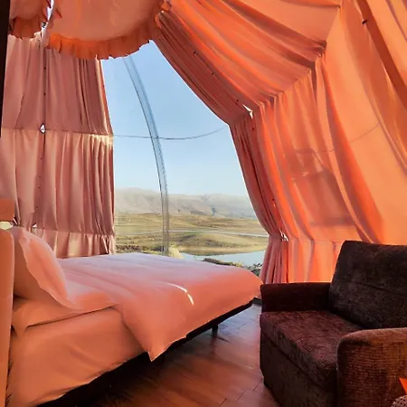 Kapszulahotel Sky Dome - Alushllari's Farm Pogradec