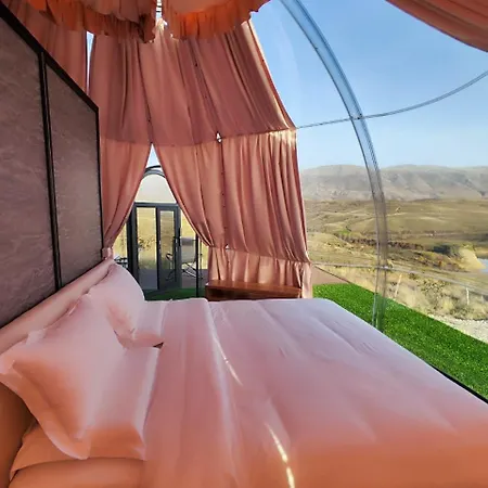 Sky Dome - Alushllari's Farm فندق-كبسولة