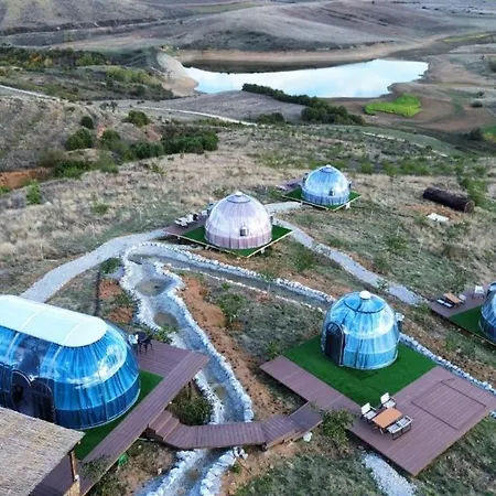 Capsule hotel Sky Dome - Alushllari's Farm