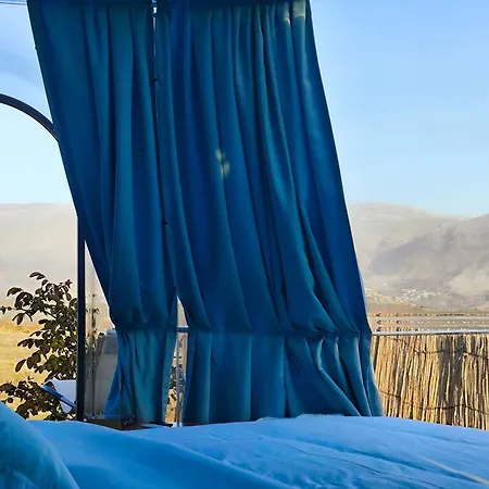 Sky Dome - Alushllari's Farm Hotel Cápsula Pogradec