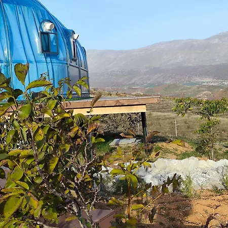 Ξενοδοχείο με κάψουλες Sky Dome - Alushllari's Farm Πόγραδετς