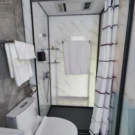 Sky Dome - Alushllari's Farm Ξενοδοχείο με κάψουλες *