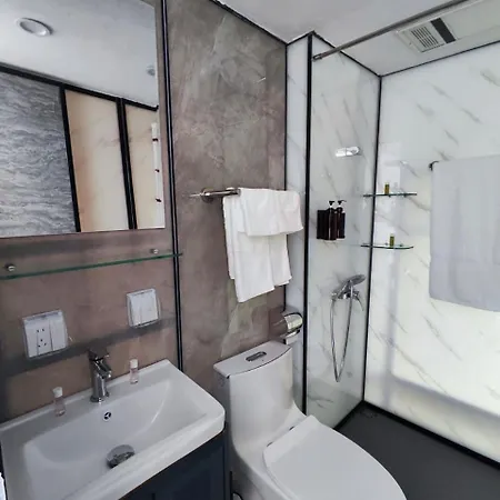 Capsule hotel Sky Dome - Alushllari's Farm Pogradec