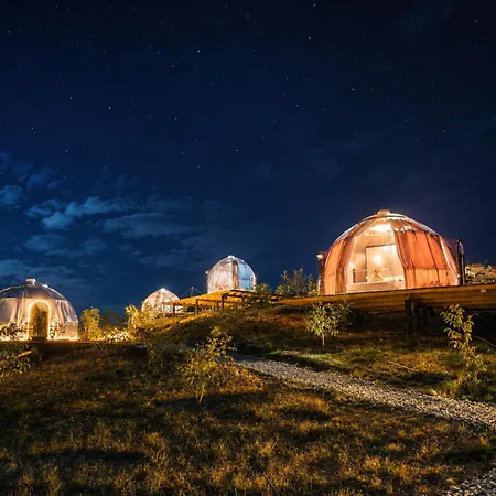 Sky Dome - Alushllari's Farm Capsule hotel Pogradec