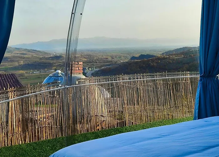 Sky Dome - Alushllari's Farm Hotel kapsułowy