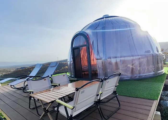 Sky Dome - Alushllari's Farm Hotel kapsułowy *